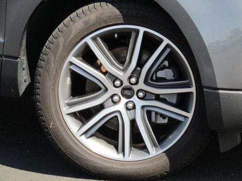 Used 2024 Ford Edge Titanium w/ Equipment Group 301A AWD/4WD image 7