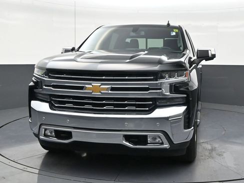 Used 2022 Chevrolet Silverado 1500 LTZ image 5