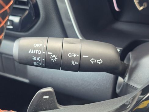 Certified 2025 Honda Pilot Sport image 29