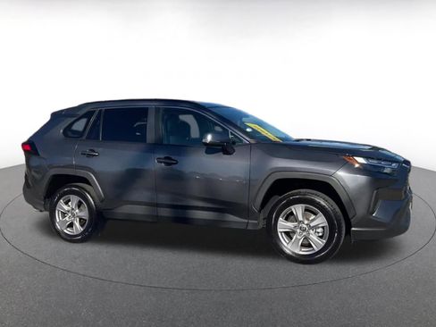 Used 2025 Toyota RAV4 XLE image 16