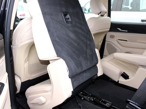 Used 2021 Jeep Grand Cherokee L Limited image 38