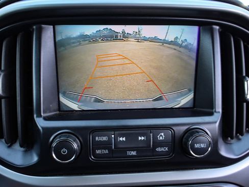 Used 2017 Chevrolet Colorado LT image 31