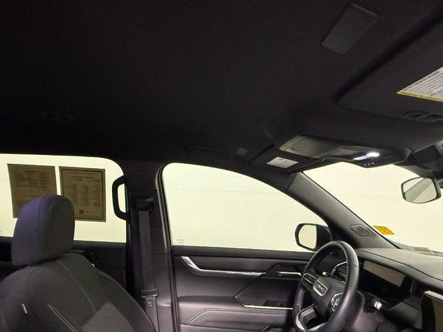 Used 2025 GMC Acadia Elevation FWD image 66