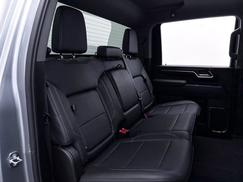 Used 2024 GMC Sierra 2500 SLT w/ Max Trailering Package image 35