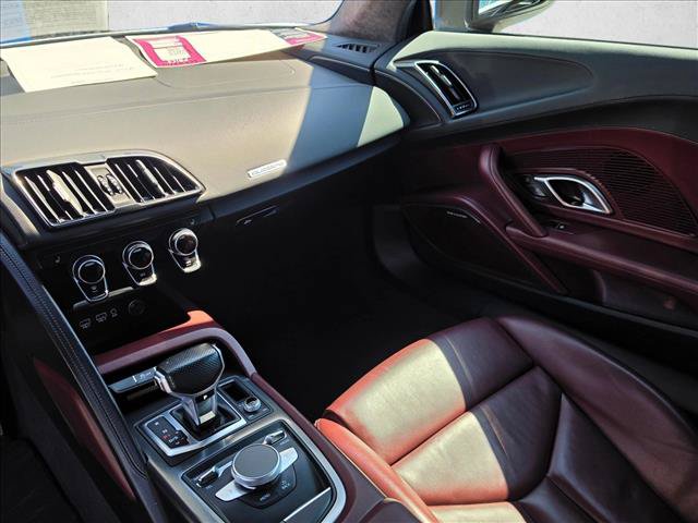 Used 2017 Audi R8 V10 AWD/4WD image 17