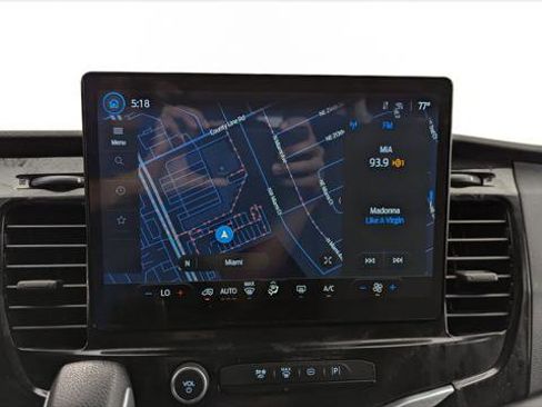 Used 2023 Ford Transit 350 XLT image 21