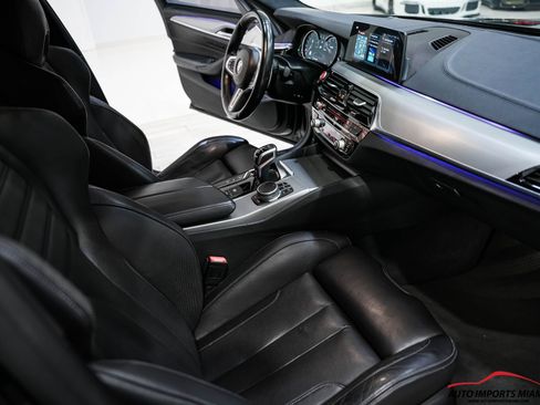 Used 2018 BMW M5 AWD image 13