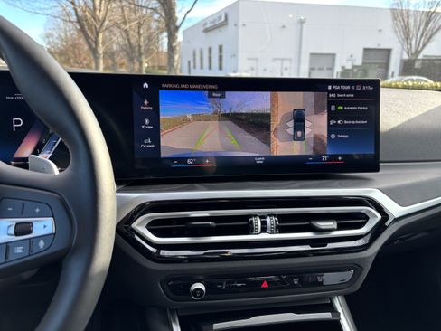 Certified 2024 BMW 330i Sedan image 30