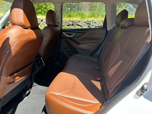 Used 2019 Subaru Forester Touring w/ Popular Package #3 AWD/4WD image 11