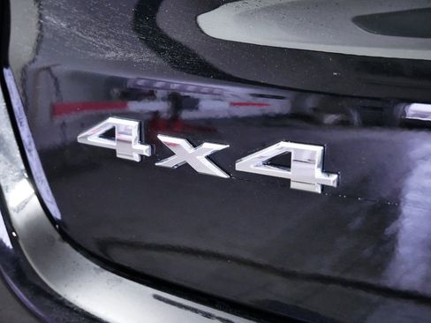 New 2025 Jeep Compass Limited image 14