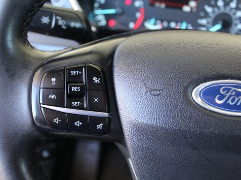 Used 2022 Ford Escape SE w/ SE Sport Appearance Package AWD/4WD image 30