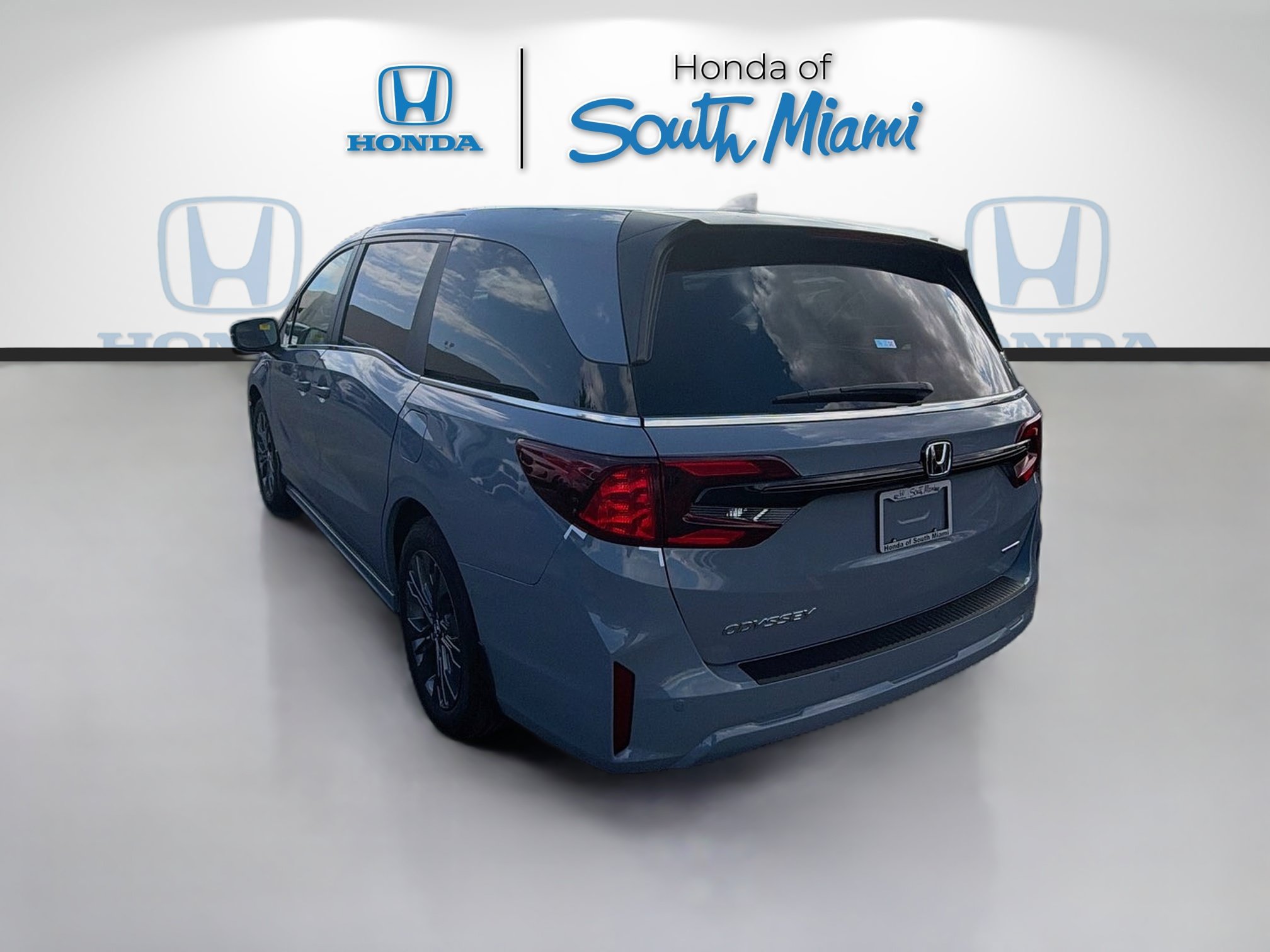 New 2027 Honda Odyssey Touring image 5