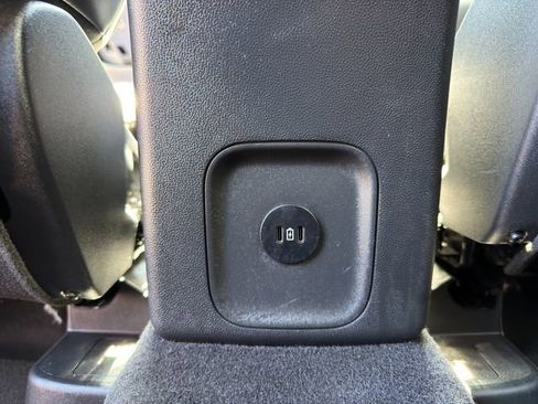 Used 2024 Ford Escape ST-Line w/ Tech Pack #1 image 17