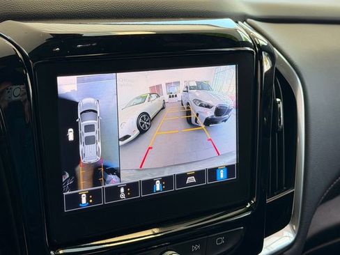 Certified 2023 Chevrolet Traverse RS w/ LPO, Floor Liner Package AWD/4WD image 20