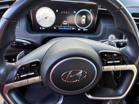 Used 2022 Hyundai Santa Cruz SEL Premium image 32