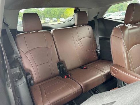 Used 2018 Buick Enclave Avenir AWD/4WD image 49