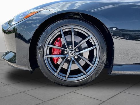 Used 2024 Nissan Z Performance w/ Floor Mat Package RWD image 11