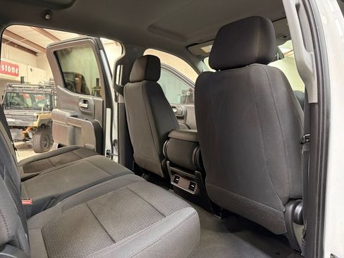 Used 2021 Chevrolet Silverado 1500 Custom RWD image 41