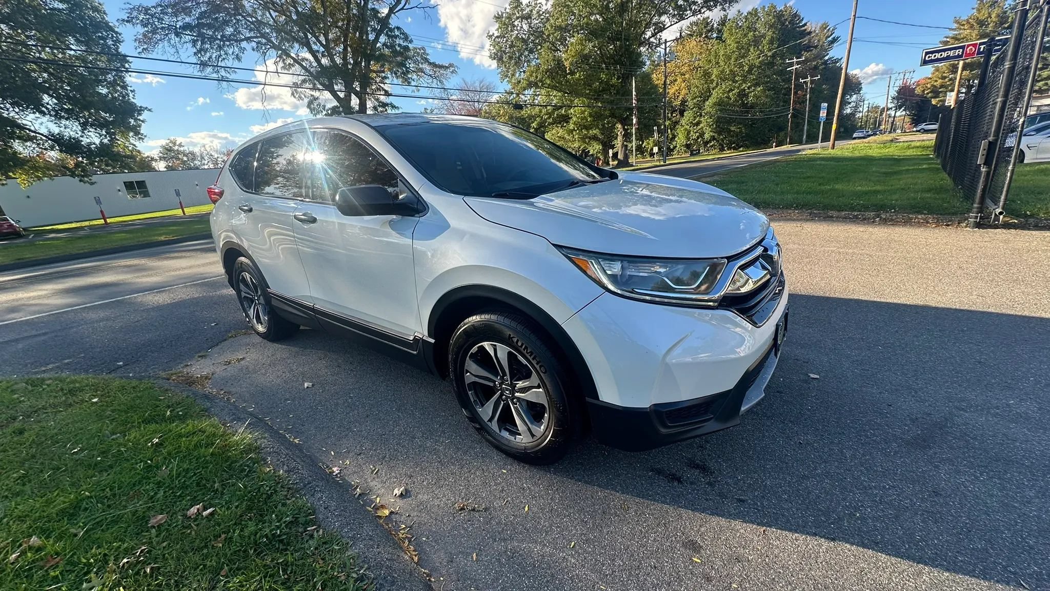 Used 2018 Honda CR-V LX image 3