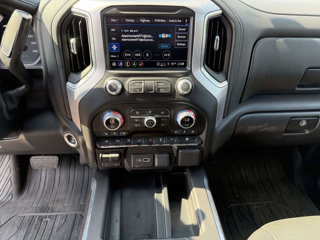 Used 2021 GMC Sierra 1500 SLT w/ SLT Premium Plus Package AWD/4WD image 24