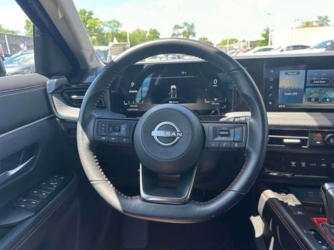 Used 2025 Nissan Kicks SR w/ Interior Electronics Package AWD/4WD image 14