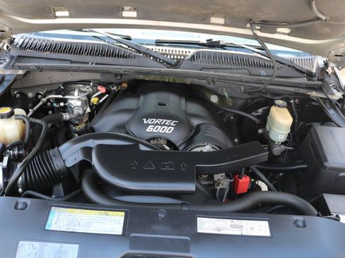 Used 2001 GMC Yukon XL Denali AWD/4WD image 62