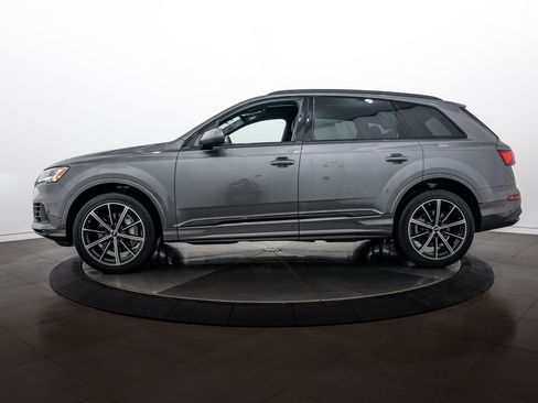 Used 2023 Audi Q7 3.0T Premium Plus w/ Premium Plus Package AWD/4WD image 7