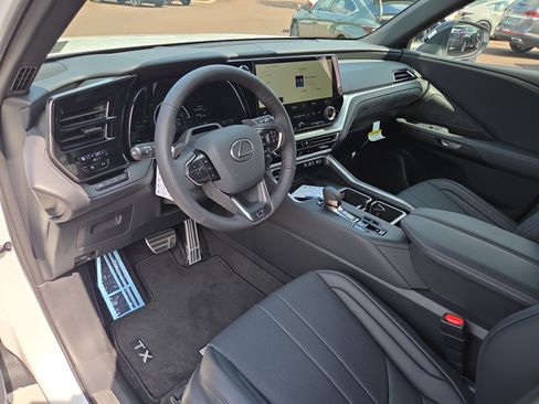 New 2026 Lexus TX 500h AWD image 8