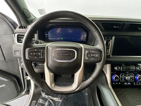 Used 2024 GMC Yukon Denali w/ Max Trailering Package AWD/4WD image 8