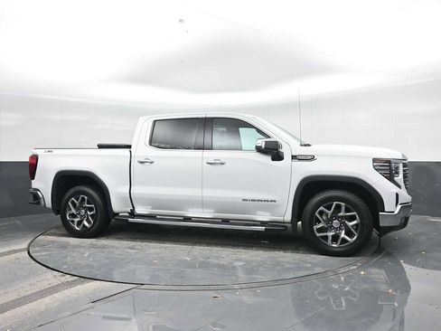 Used 2023 GMC Sierra 1500 SLT w/ SLT Premium Package image 6