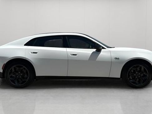 New 2026 Dodge Charger R/T AWD/4WD image 4