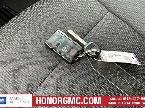 Used 2021 Chevrolet Silverado 1500 Custom image 35