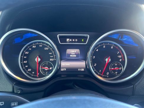 Used 2016 Mercedes-Benz G 550 image 25