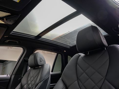 Used 2024 BMW X5 sDrive40i w/ M Sport Package image 5