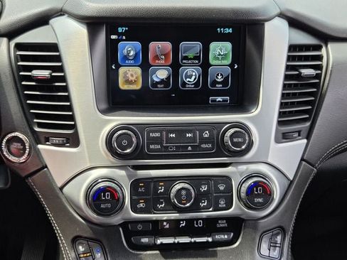 Used 2020 GMC Yukon XL SLT AWD/4WD image 24