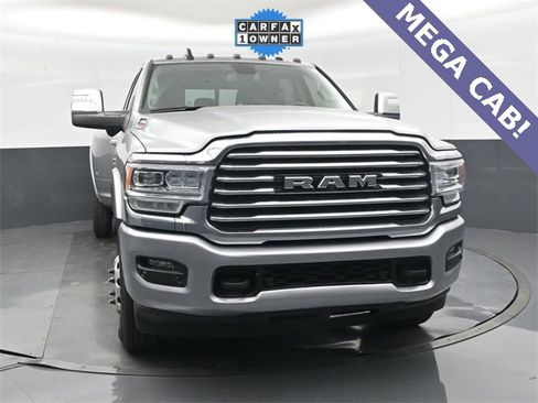 Used 2023 RAM 3500 Limited image 10