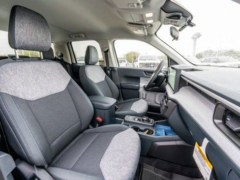 New 2025 Ford Maverick XLT w/ 4K Tow Package image 23