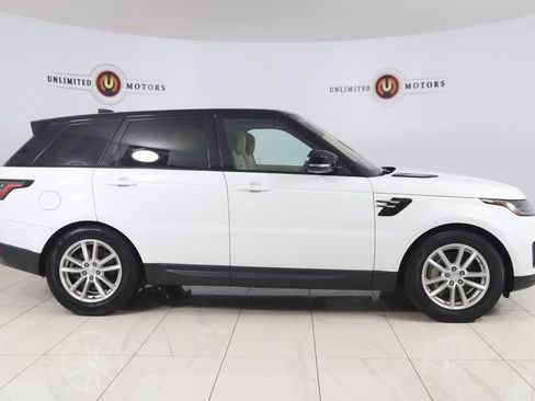 Used 2020 Land Rover Range Rover Sport SE image 2