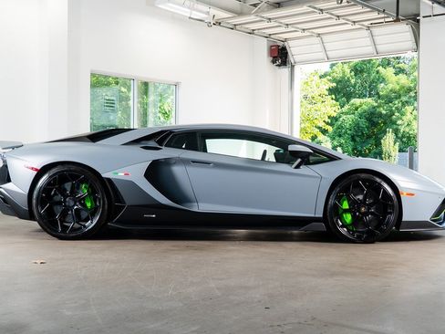 Used 2022 Lamborghini Aventador LP 780-4 Ultimae image 6