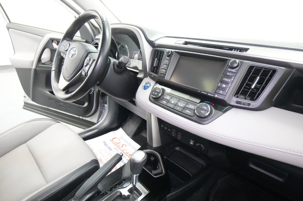 Used 2018 Toyota RAV4 Limited AWD/4WD image 28
