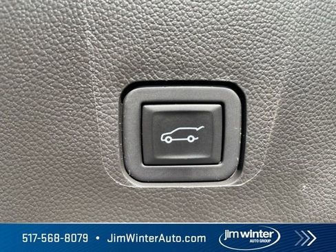 Used 2023 Chevrolet Traverse LT w/ LPO, Floor Liner Package AWD/4WD image 19