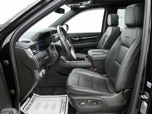 Used 2022 GMC Yukon Denali image 11