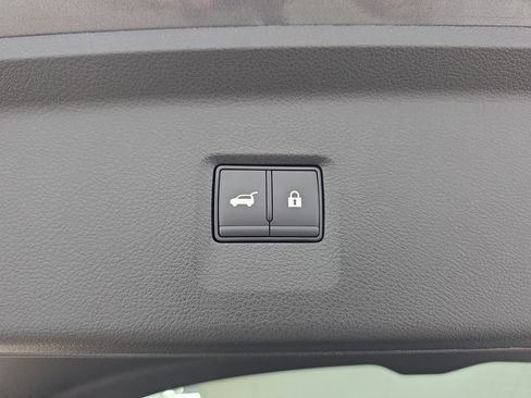 Certified 2026 INFINITI QX60 Pure w/ Cargo Package AWD/4WD image 33