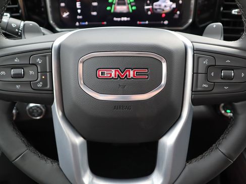 New 2026 GMC Sierra 1500 SLT image 12