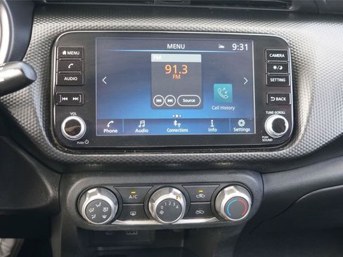 Used 2024 Nissan Kicks SV FWD image 13