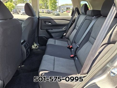 Used 2026 Nissan Rogue SV FWD image 13