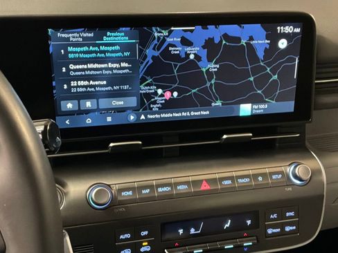 Used 2024 Hyundai Kona SEL w/ Convenience Package image 2