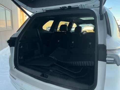 Used 2025 Buick Enclave Avenir w/ Trailering Package, 5000 lbs. image 27