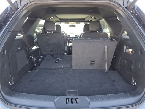 Used 2023 Ford Explorer ST-Line w/ Class IV Trailer Tow Package image 17