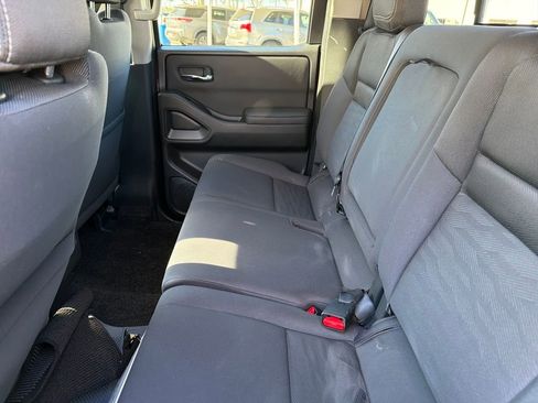 Used 2022 Nissan Frontier SV image 31